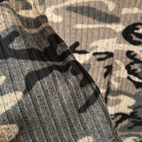 Venus Camo Front Cutout Mock Neck Bodycon Dress - Picture 9 of 9